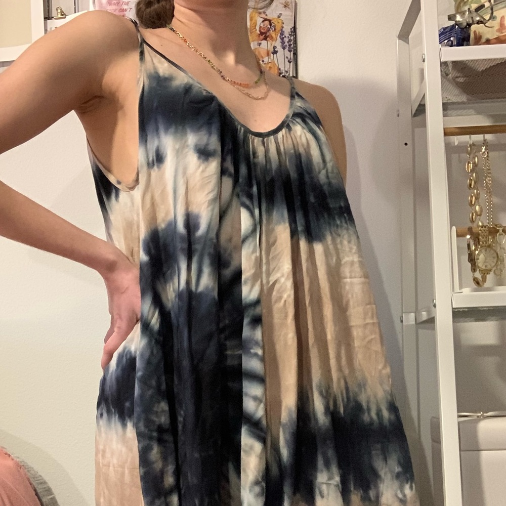 Tie-dyed summer dress ✨